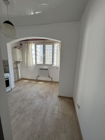 Продажа квартир: 1 комната, 42 м², 106 серия улучшенная, 5 этаж, Косметический ремонт — 5