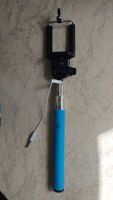 батарейка телефон: Селфи-палка новая в упаковке. Длина до 1 метра. Пишите в Ватсап
