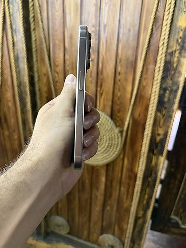 prodat iphone: IPhone 15 Pro, Natural Titanium, Face ID — 7