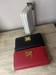 Novčanici: Novčanici
1800 rsd +ptt 📌 — 6