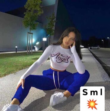 ženske zimske jakne c: S M L