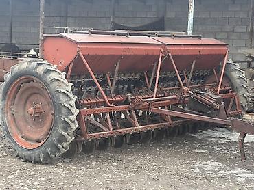 Другие тракторы: Колесный трактор общего назначения - Компоновка: классический трактор — 18