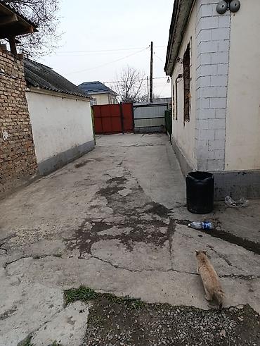 Продажа коттеджей и домов: Дом с участком. Планировка и оснащение: - Просторная гостиная-кухня — 10