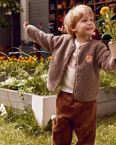 Верхняя одежда: В наличии демисезонные плюшевые куртки тедди. 👆👆👆Последние 92 и — 11