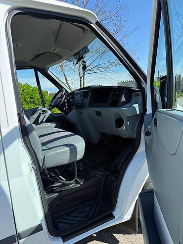 limuzin maşın: Ford Transit yük furgonu Masin yaxsi vezyetdedir avorpadan il yarımdır — 8