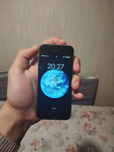 iphone 5s kabro: IPhone 5s, 16 ГБ, Черный