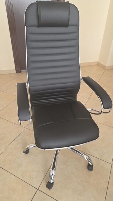 Sifarişlə ofis dəst mebeli: Mebel istehsalı və quraşdırma xidməti - Ofis masaları: İki rəngli — 119