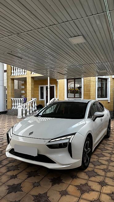 argb controller: JMEV : 2022 г., Автомат, Электромобиль, Седан — 2