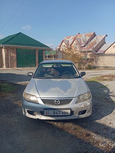 Mazda: Mazda 323: 2002 г., 1.6 л, Механика, Бензин, Хэтчбэк