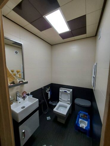 Yeni tikili: 3 otaqlı, Yeni tikili, 130 kv. m — 25