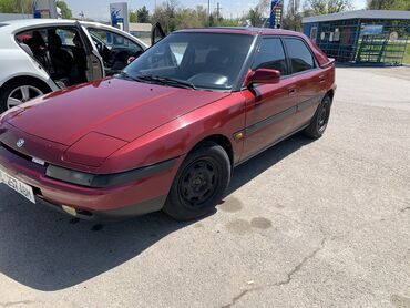 Mazda 323: 1994 г., 1.6 л, Механика, Бензин