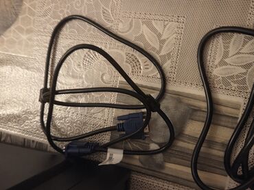 Masaüstü kompüterlər və iş stansiyaları: Komputer seti – masaüstü sistem bloku, 19" monitor və klaviatura/siçan — 8