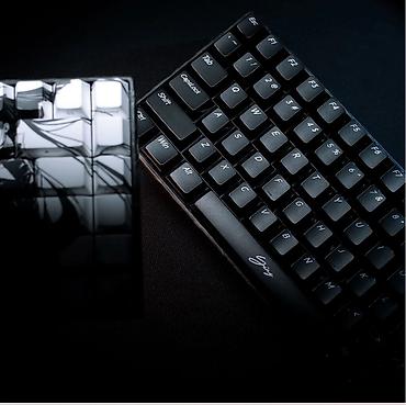 logitech superlight 2: Клавиатура, Механическая, Проводное подключение, Размер: 75% — 7