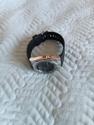 guess ranac: Классические часы часы, Gucci, Швейцария, Водонепроницаемые, Унисекс, Новый — 3