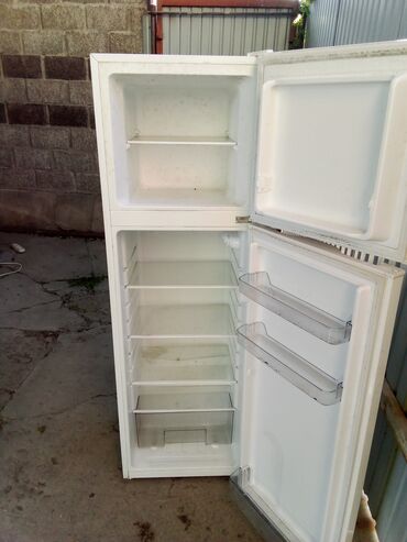 холодильник двухкамерные: Холодильник Avest, Б/у, Двухкамерный, De frost (капельный)