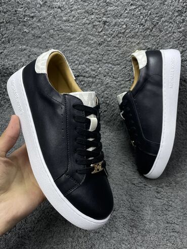 сапоги зимние женские натуральная кожа натуральный мех распродажа: Michael Kors Street Luxe Edition Когда классика встречает дерзкий