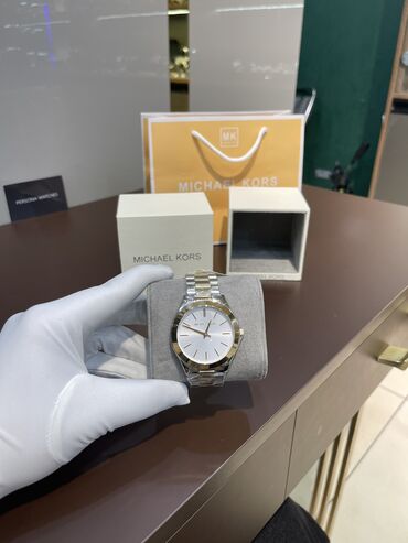 часы michael kors: Часы Michael Kors оригинал Абсолютно новые часы! В наличии! В