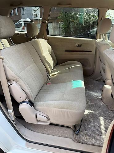 bmw m90: Toyota Gaia: 2002 г., 2 л, Автомат, Бензин, Минивэн — 4