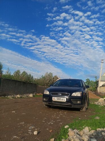 продаю toyota camry: Ford Focus: 2007 г., 1.6 л, Механика, Бензин, Седан