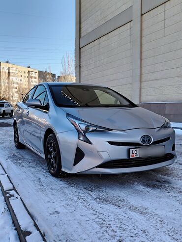 мар х: Toyota Prius: 2018 г., 1.8 л, Автомат, Гибрид, Хэтчбэк