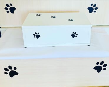 odelo za pse: Sanduci za sahranjivanje kucnih ljubimaca, kuca i maca, razlicitih