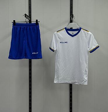 Спортивная форма: Футбольная форма комплектом - Состав комплекта: футболка + шорты (на — 8