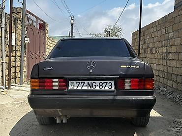 prius teker: Mercedes-Benz 190: 2 l | 1992 il Sedan — 3