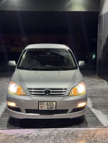 купить машины: Toyota Ipsum: 2003 г., 2.4 л, Автомат, Бензин, Минивэн