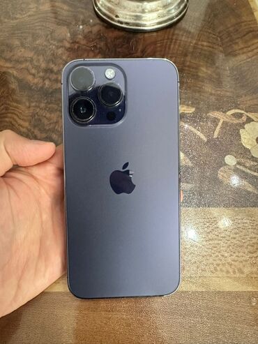 Apple iPhone: IPhone 14 Pro, Deep Purple, 90 %