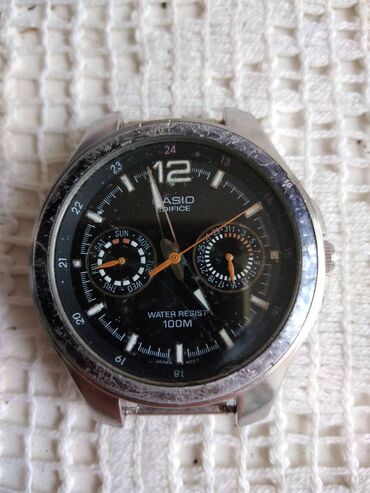 mango haljina sa sljokicama: Classic watch, Casio, Male