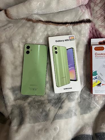 50 azn telfon: Samsung Galaxy A05, 64 GB, rəng - Yaşıl, Face ID — 5