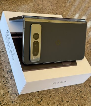 купить процессор intel core i3 для ноутбука: Google Pixel Fold, Колдонулган, 256 ГБ, түсү - Кара, 1 SIM, eSIM