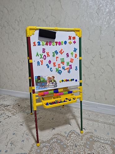 table study: Детский стол, Б/у, Пластик — 4