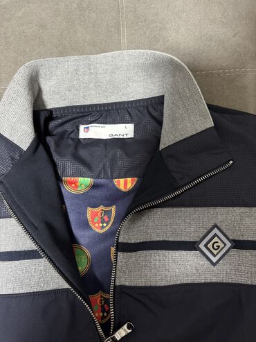 мужское портмоне из натуральной кожи: Срочно Продаю ORIGINAL GANT Спортивку ( Новая ) размер L
1800сом