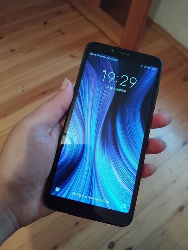 Mətbəx texnikası: Redmi 6, 16 GB, rəng - Qara, İki sim kartlı