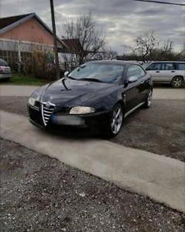 Auto delovi, gume i tjuning: Alfa Romeo GT kompletan auto za delove. Alfa Romeo GT KOMPLETAN AUTO — 1