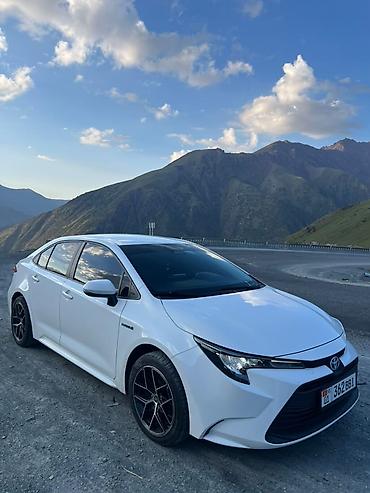 byd e6: Toyota Levin: 2023 г., 1.8 л, Гибрид, Седан — 1