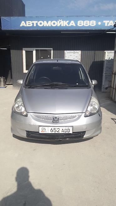 Honda Fit: 2002 г., 1.3 л, Вариатор, Бензин, Хэтчбэк