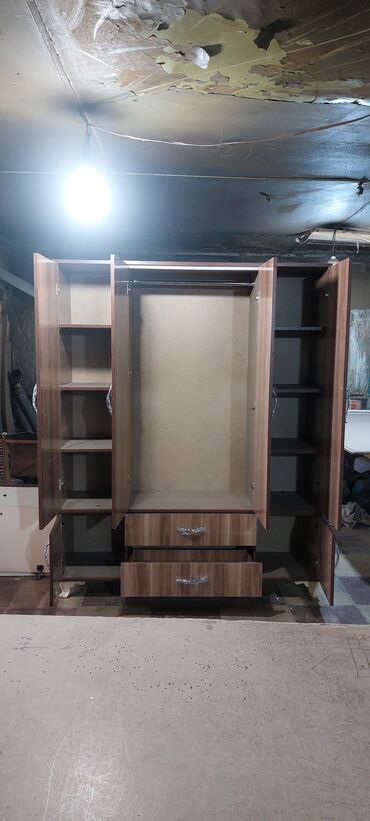 Dolablar: Yeni, Açılan, 3 qapılı Düz dolab, Qarderob, paltar dolabı, Azərbaycan — 30