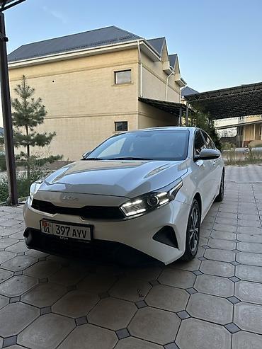 Kia K3: 2021 г., 1.6 л, Вариатор, Бензин, Седан