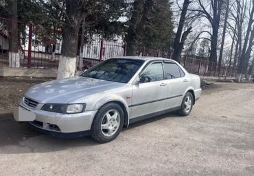 Honda: Honda Accord: 1998 г., 1.8 л, Автомат, Бензин, Седан