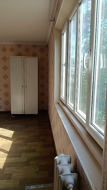 Долгосрочная аренда квартир: Тез арада 2 ком. кв 103-серияда үй сатылат. 2-этаж, бронь эшик at lalafo.kg — 3 Долгосрочная аренда квартир: Тез арада 2 ком. кв 103-серияда үй сатылат. 2-этаж, бронь эшик — 3