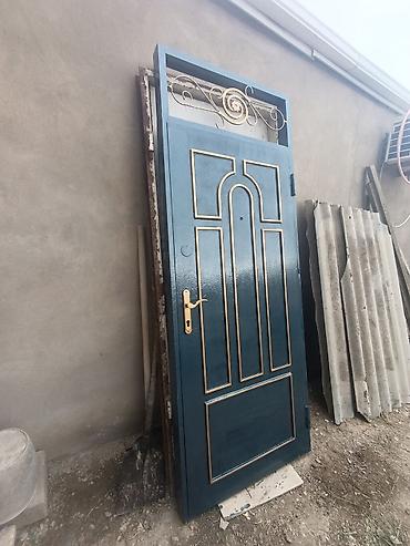 heyet qapisi: Metal giriş qapısı - Material: qalın metal konstruksiya, möhkəm — 1
