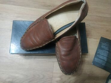 кожаный туфли: Макасы мужские, кожаныекоричневого цвета. Размер 42-43. Состояние