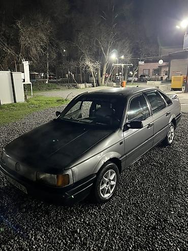 transporter multivan: Volkswagen Passat: 1989 г., Седан — 1
