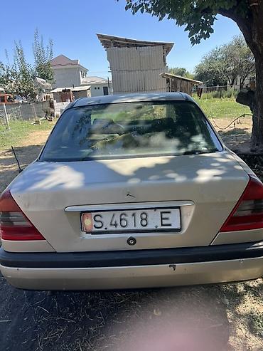 124 мер: Mercedes-Benz C-Class: 1994 г., Автомат, Бензин, Седан — 3