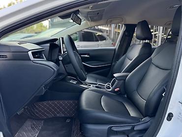 corola: Toyota Corolla: 2019 г., 0.1 л, Автомат, Гибрид — 3
