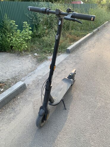 шипованные шины: Электр самокат, Ninebot, Бөлүп төлөөсүз, Колдонулган, Өзү алып кетүү