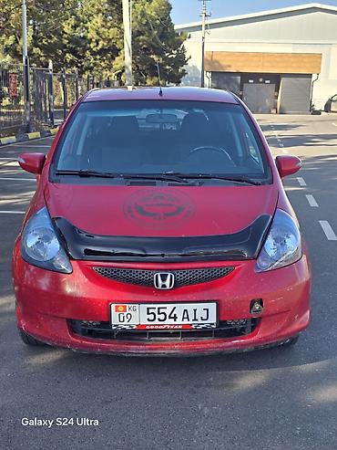 кияа 5: Honda Fit: 2006 г., 1.3 л, Автомат, Бензин, Хэтчбэк — 9