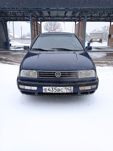 фольксваген 2005: Volkswagen Vento: 1993 г., 1.8 л, Механика, Бензин, Седан